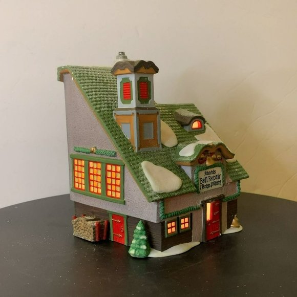 Dept 56 Santa's Bell Repair North Pole Christmas Village Lighted Building - 1996 - Picture 4 of 11